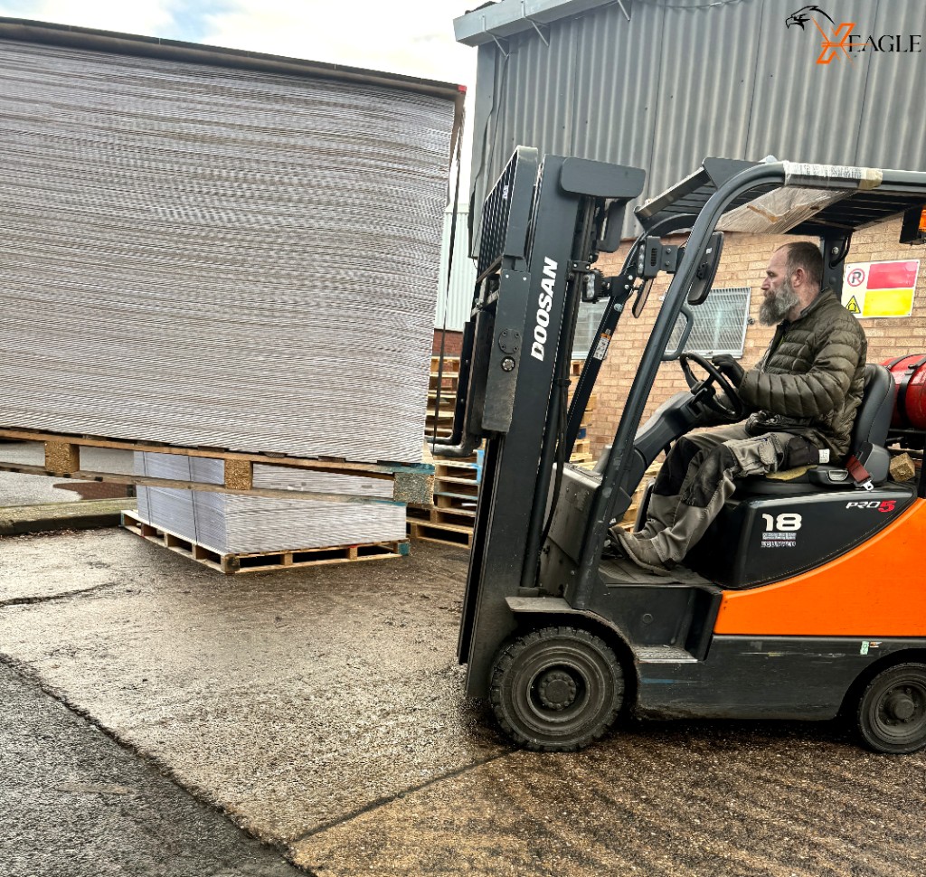 Forklift handling plasterboard